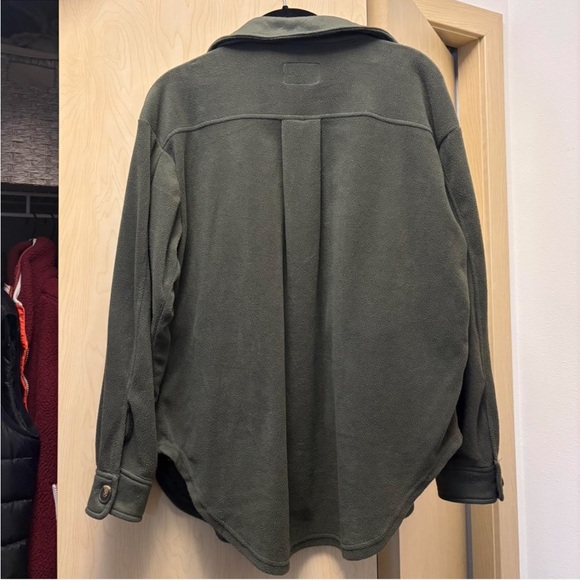 Green Button-Up Jacket - Picture 2 of 3